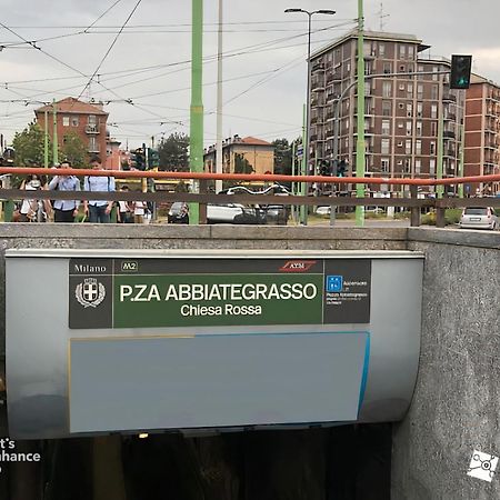 8 Min Dalla Metro Casa Elegante Con Netflix E Wifi Милан Экстерьер фото