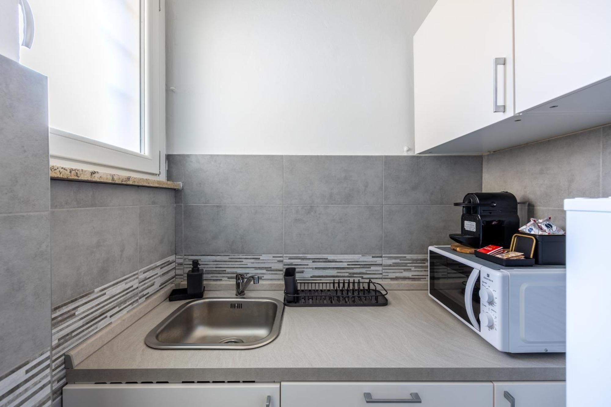 8 Min Dalla Metro Casa Elegante Con Netflix E Wifi Милан Экстерьер фото