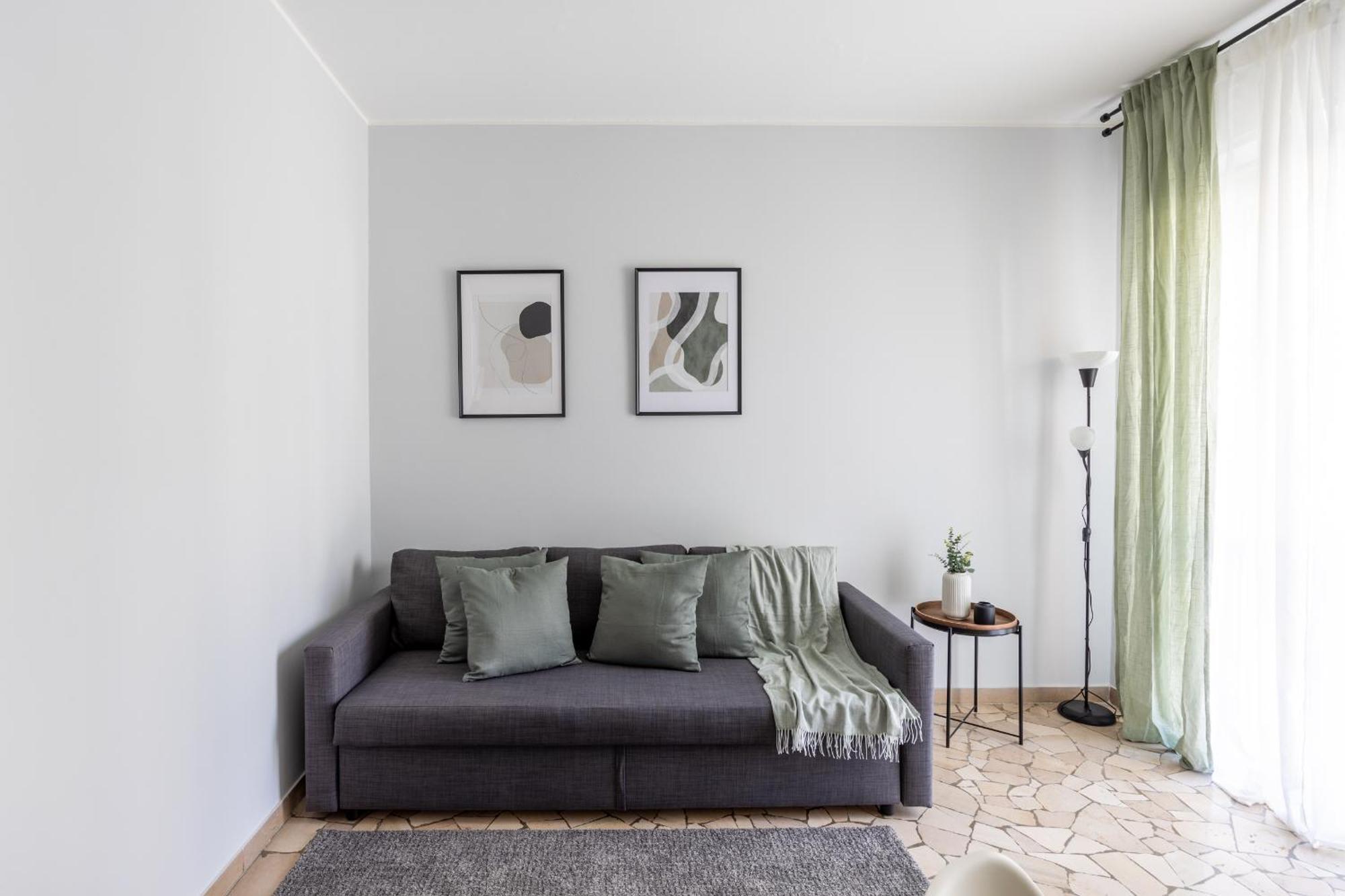 8 Min Dalla Metro Casa Elegante Con Netflix E Wifi Милан Экстерьер фото